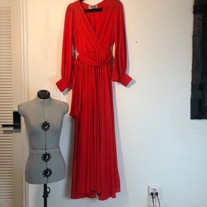 Perfect condition unworn with tags size small or medium maxi long